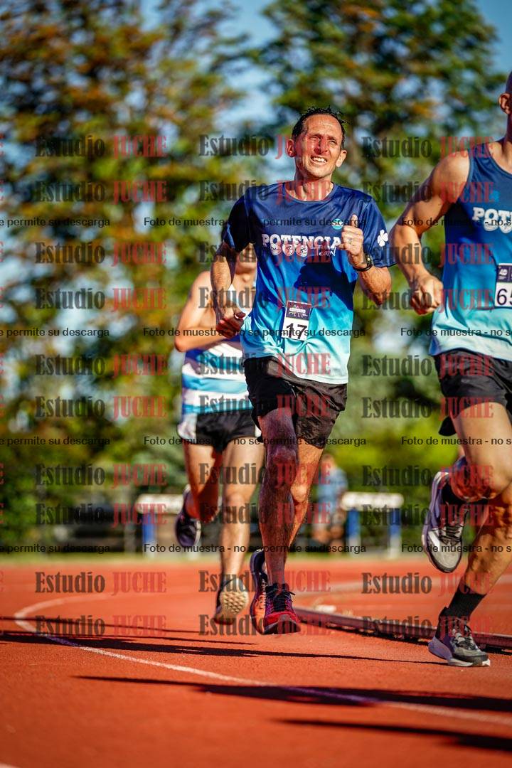 Fotos de los 3000 m llanos de varones