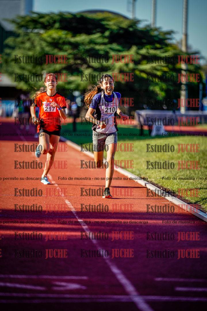 Fotos de los 600 m de mujeres