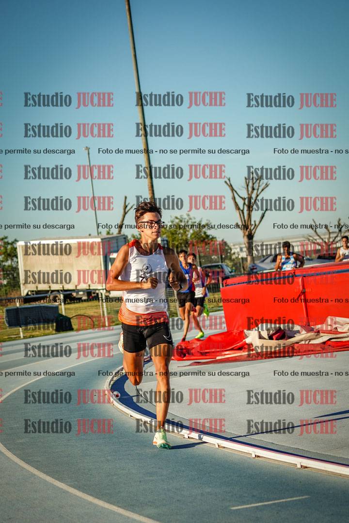 Fotos de los 1500 m llanos de varones