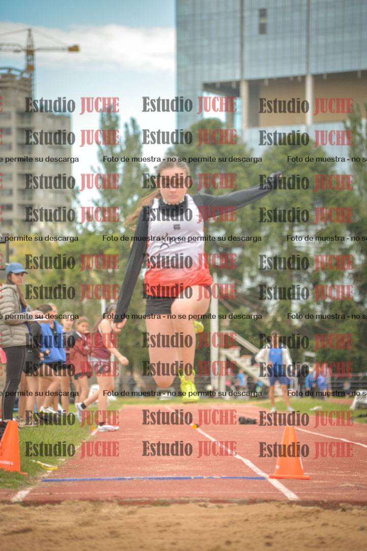 Fotos del salto en largo - mujeres U16