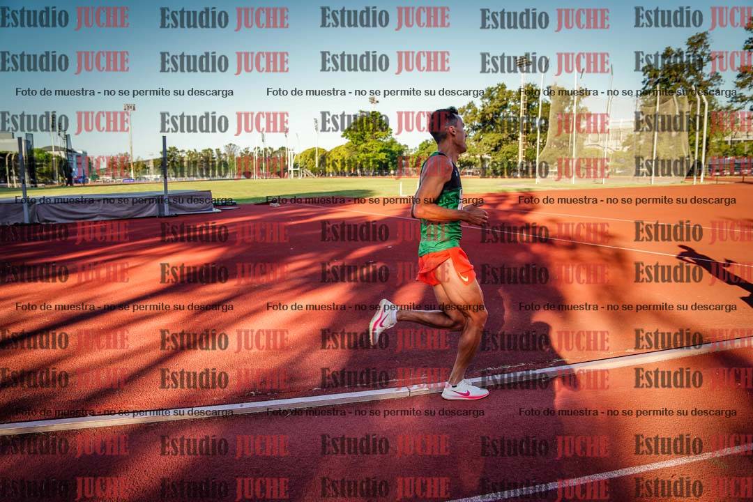 Fotos de los 3000 m llanos de varones