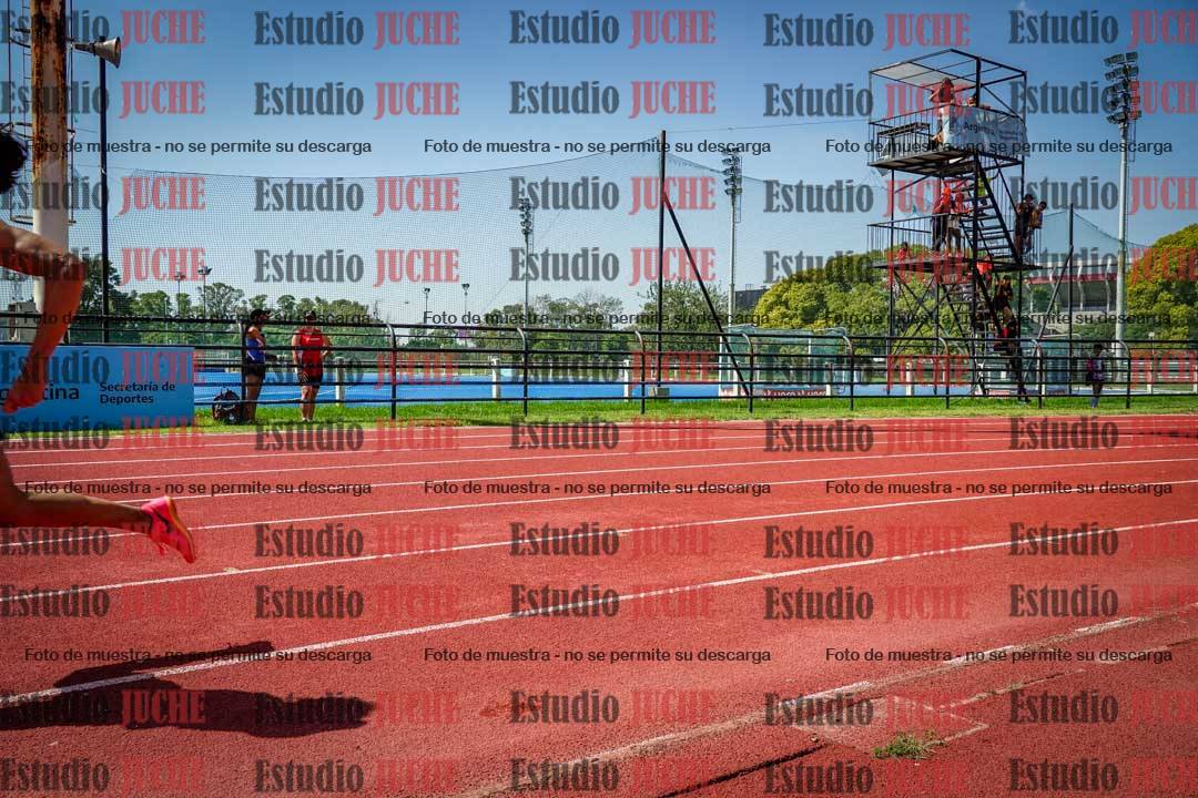 Fotos de los 200 m llanos de varones
