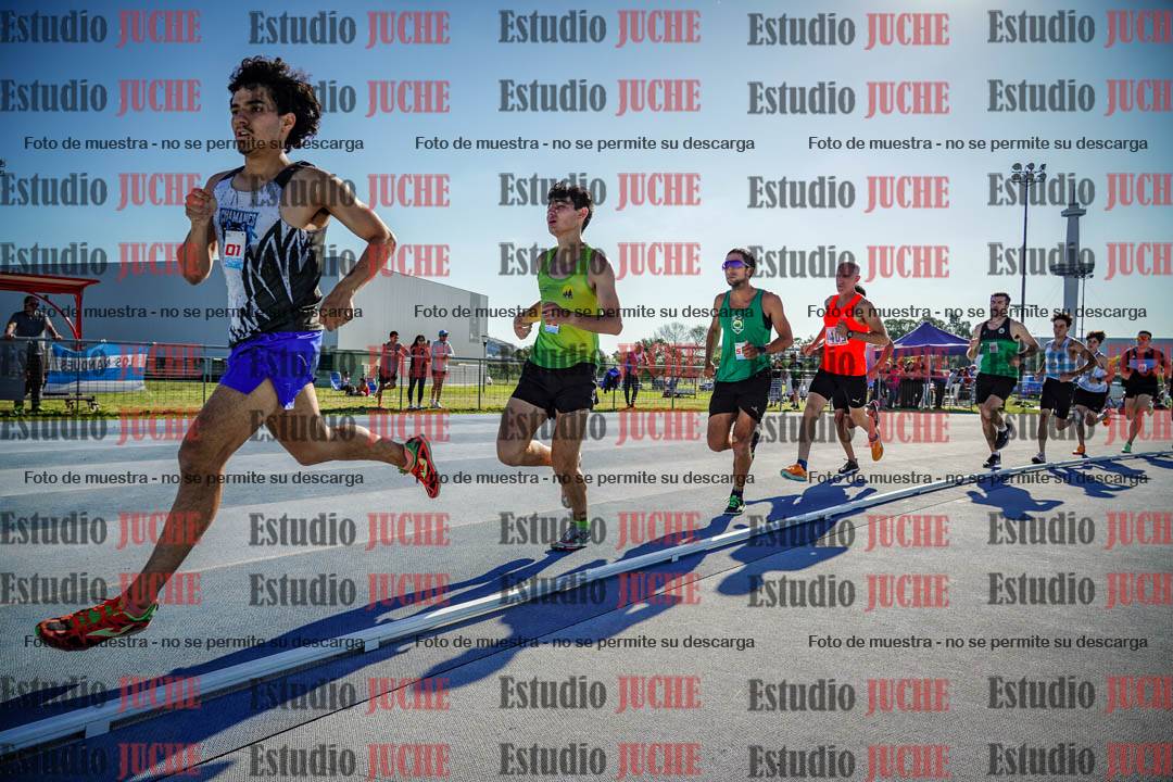 Fotos de los 1500 m llanos de varones