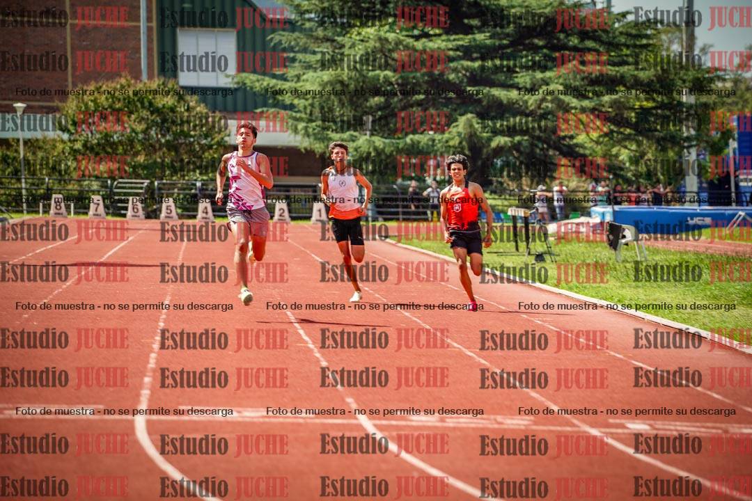 Fotos de los 200 m llanos de varones