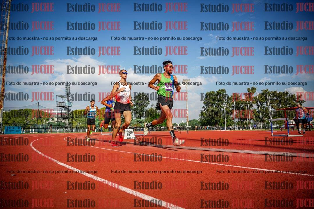 Fotos de los 3000 m llanos de varones