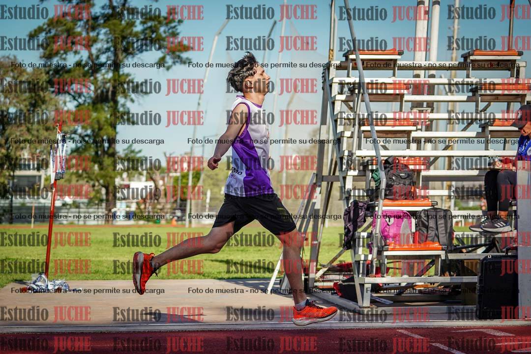 Fotos de los 5000 m llanos de mujeres y varones