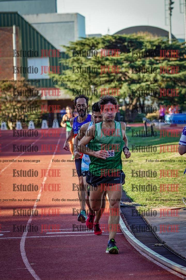 Fotos de los 3000 m llanos de varones