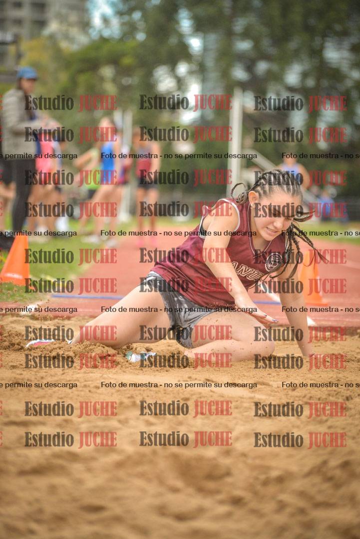 Fotos del salto en largo - mujeres U16