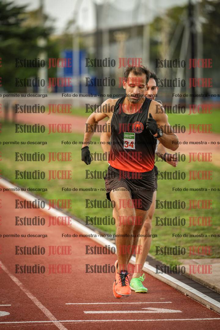Fotos de los 3000 m llanos de varones