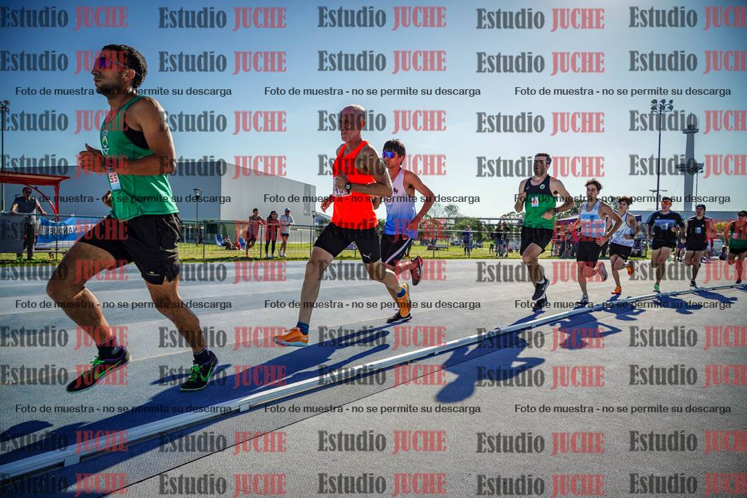 Fotos de los 1500 m llanos de varones