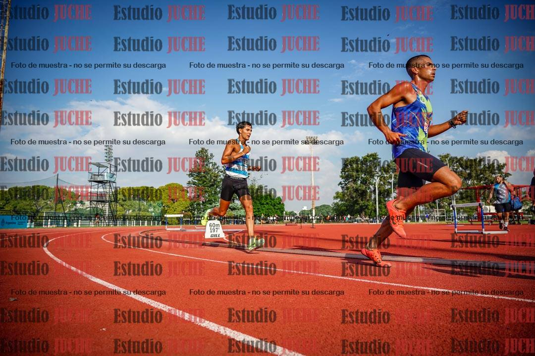 Fotos de los 3000 m llanos de varones
