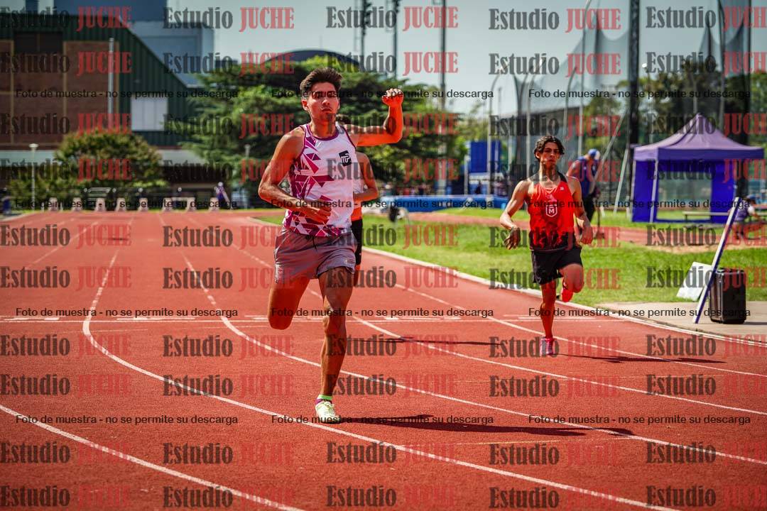 Fotos de los 200 m llanos de varones