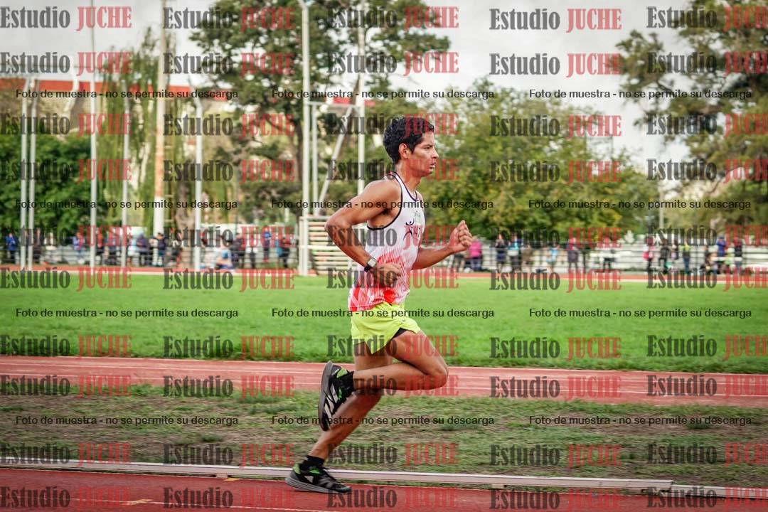 Fotos de los 3000 m llanos de varones