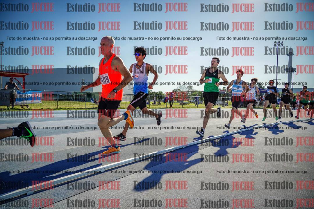 Fotos de los 1500 m llanos de varones