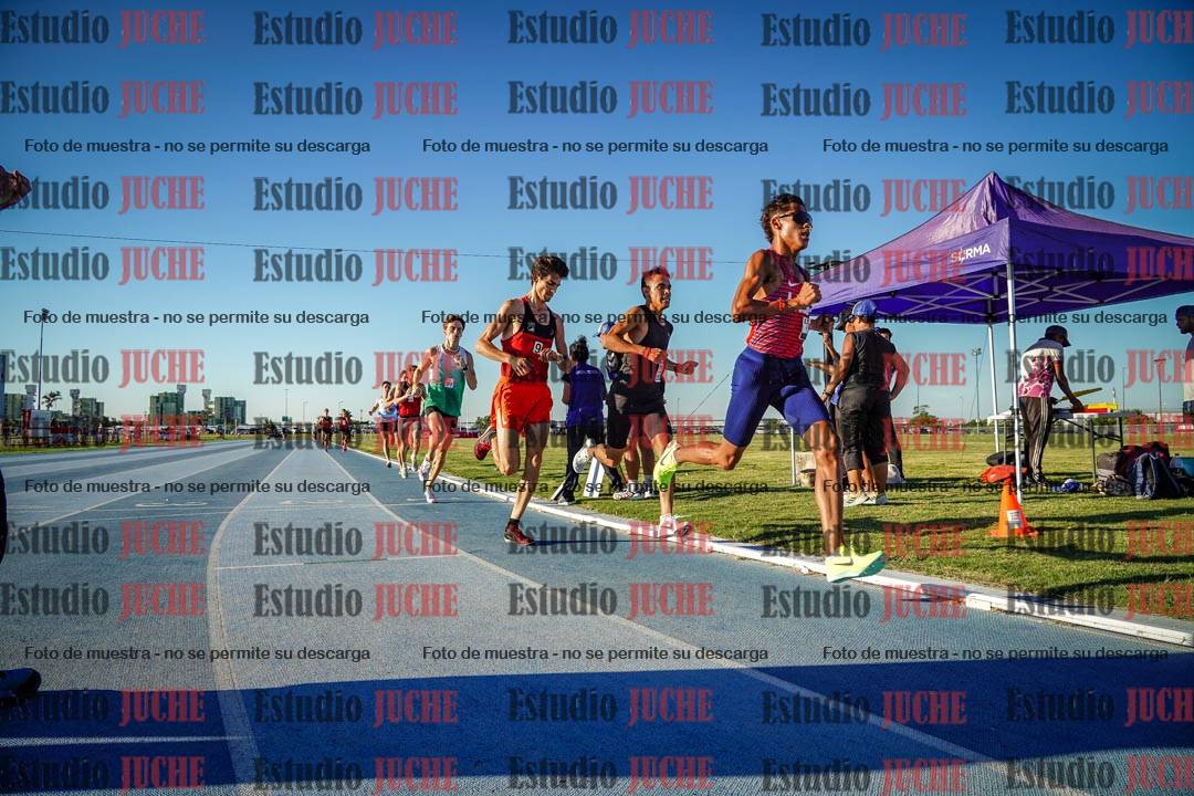 Fotos de los 1500 m llanos de varones