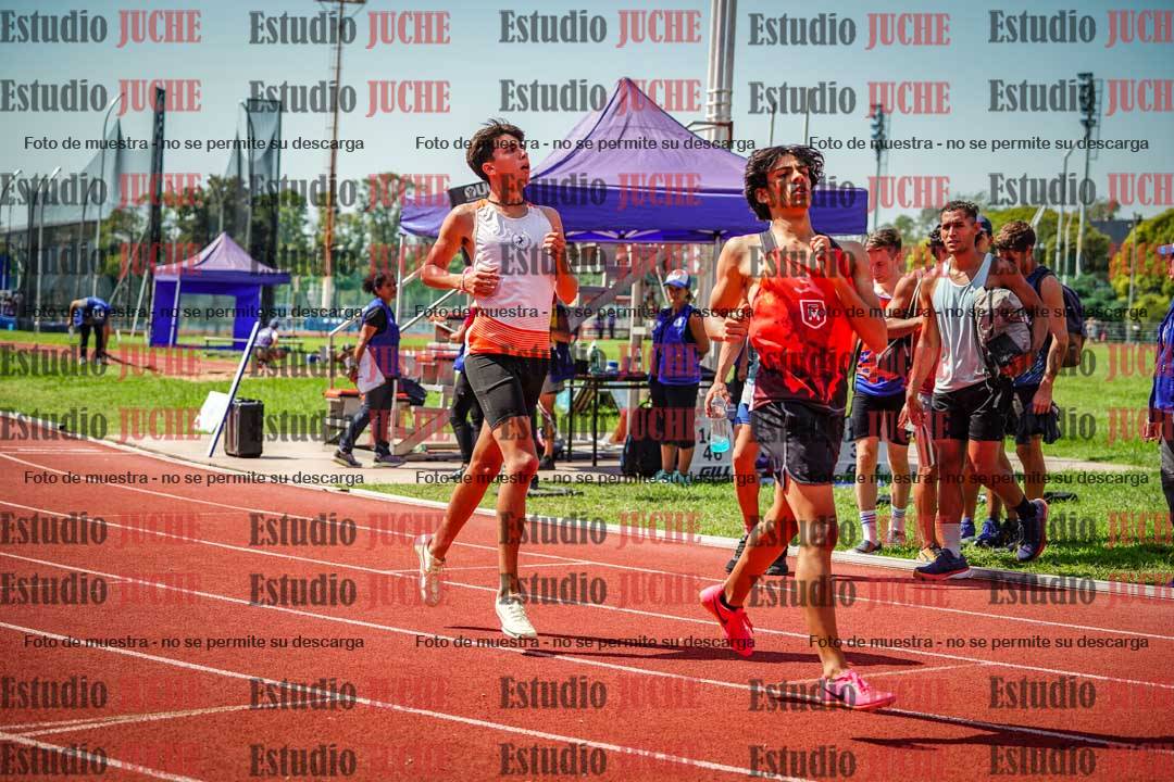 Fotos de los 200 m llanos de varones