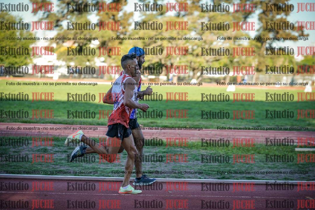 Fotos de los 3000 m llanos de varones