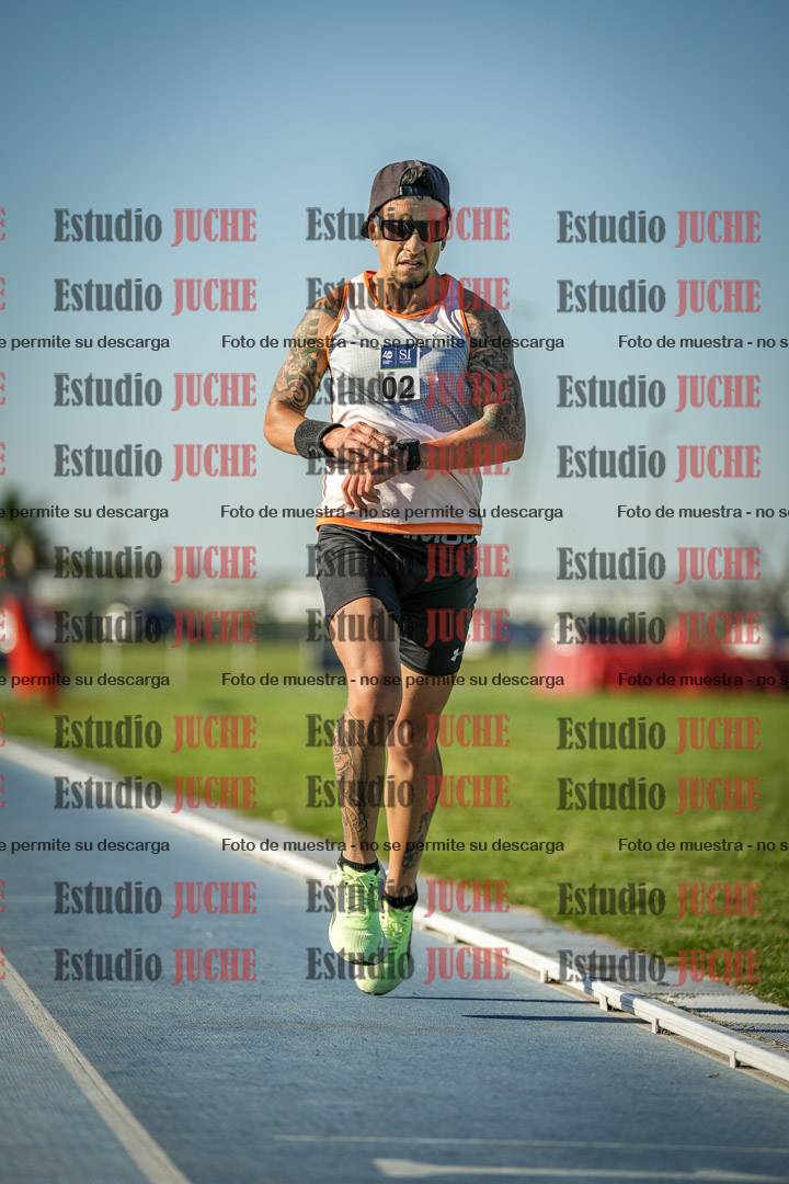 Fotos de los 3000 m llanos de varones