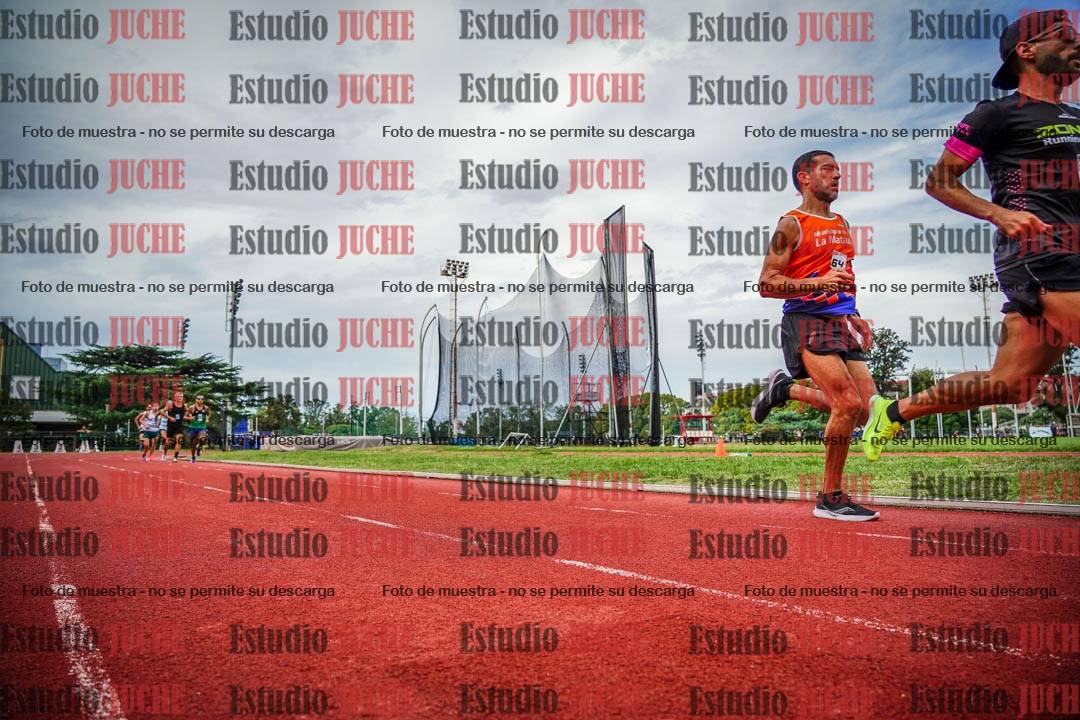 Fotos de los 3000 m llanos de varones