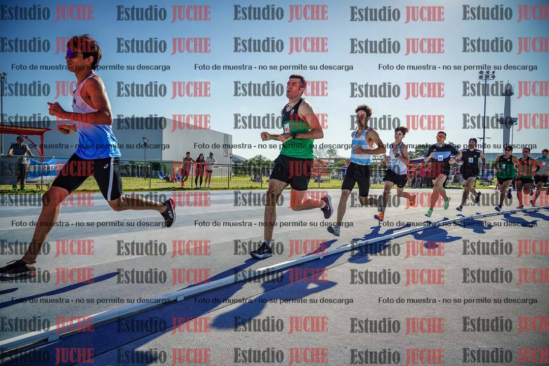 Fotos de los 1500 m llanos de varones