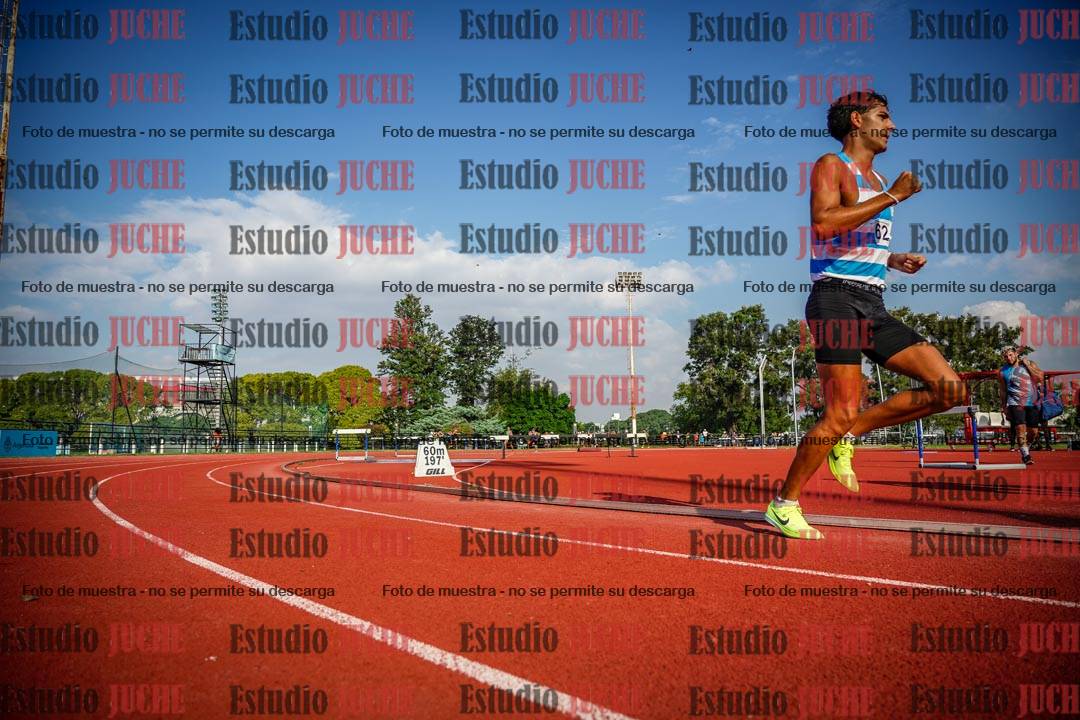 Fotos de los 3000 m llanos de varones