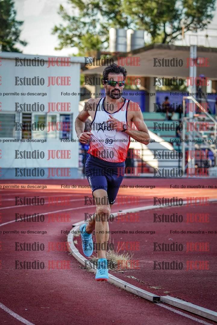 Fotos de los 3000 m llanos de varones
