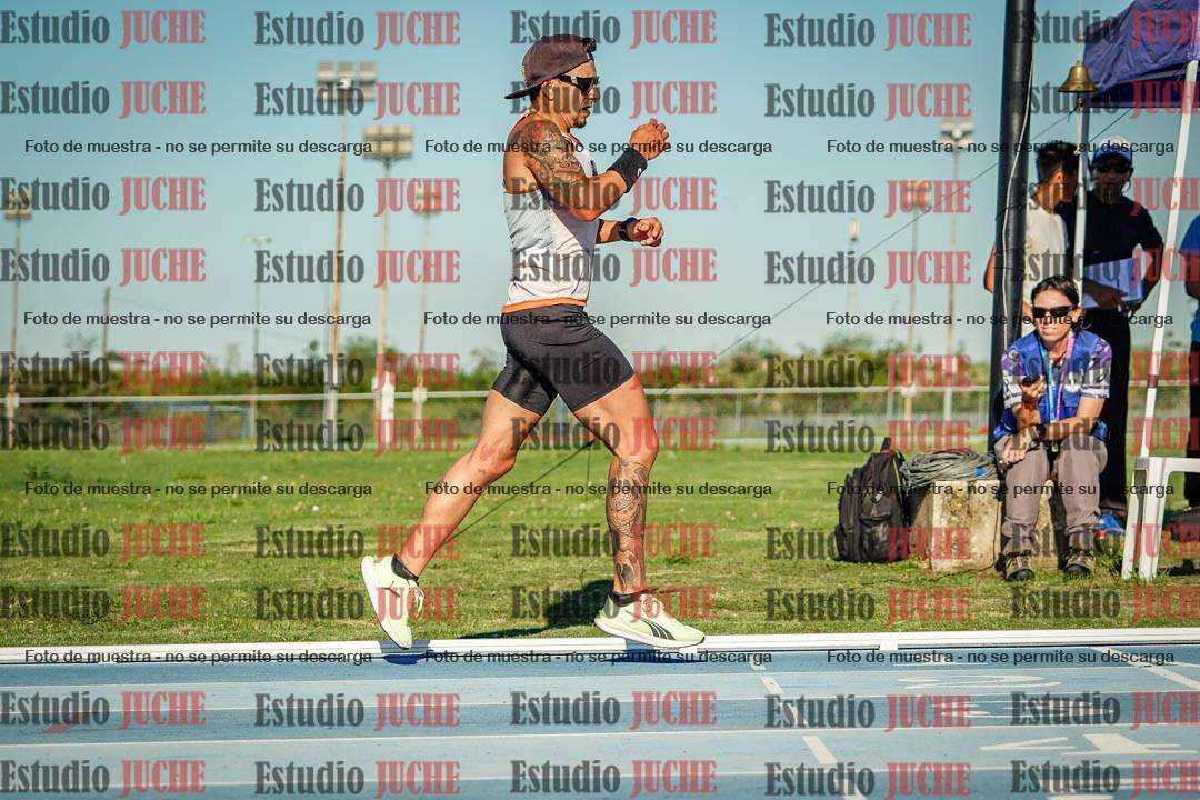 Fotos de los 3000 m llanos de varones