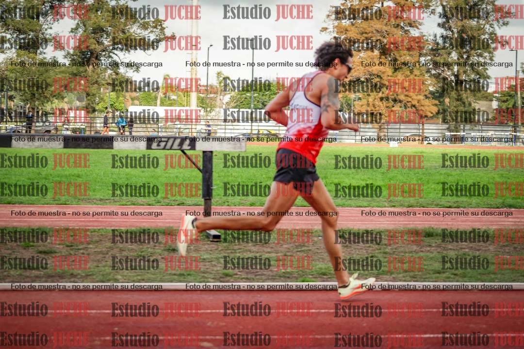 Fotos de los 3000 m llanos de varones