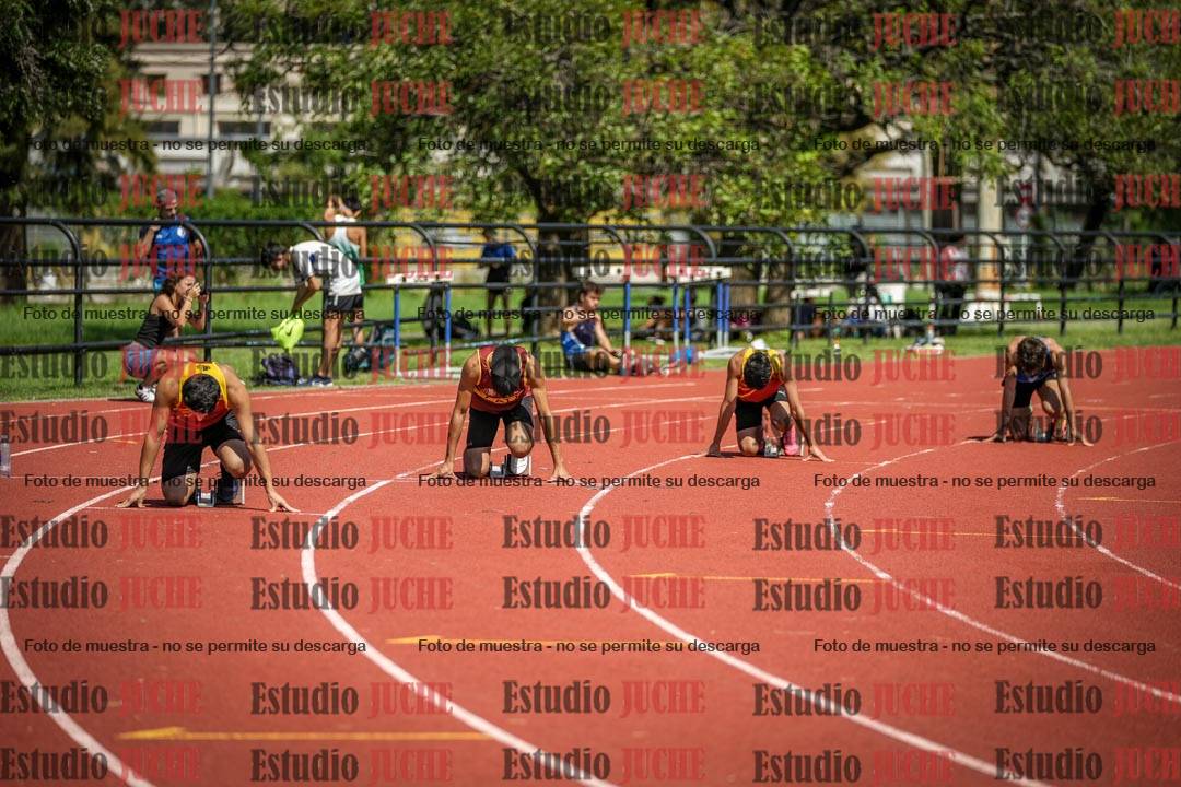 Fotos de los 200 m llanos de varones