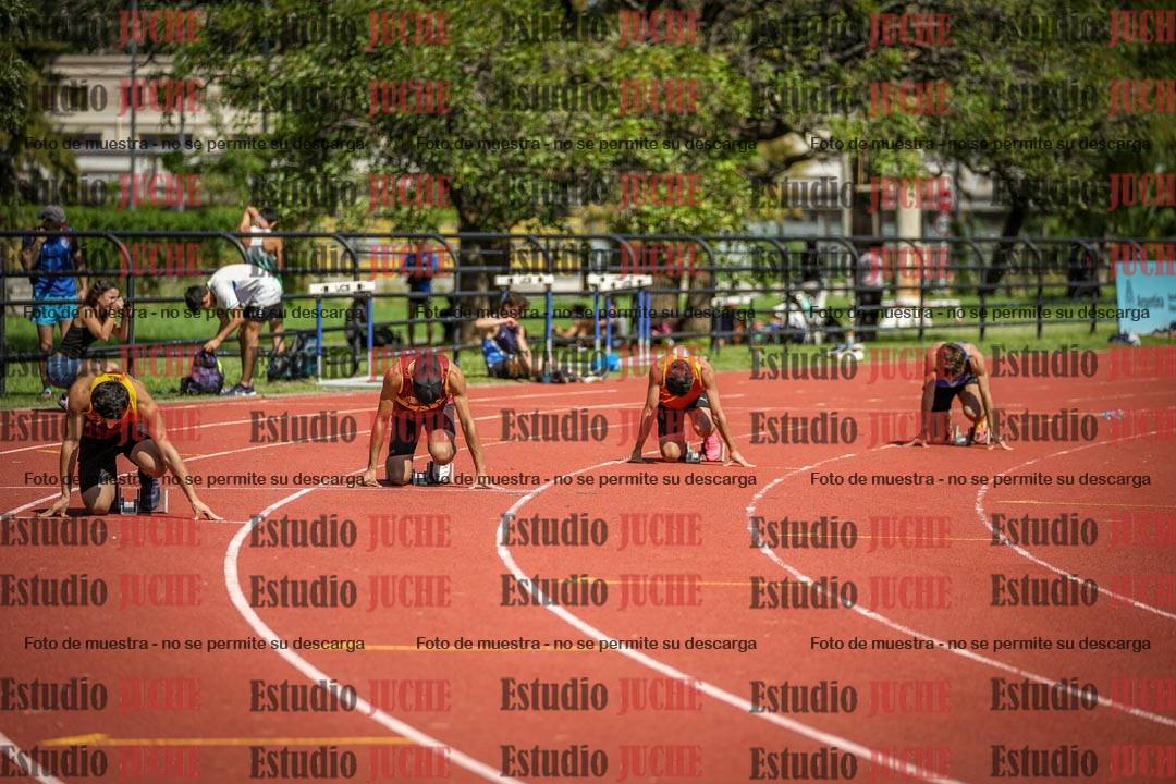 Fotos de los 200 m llanos de varones