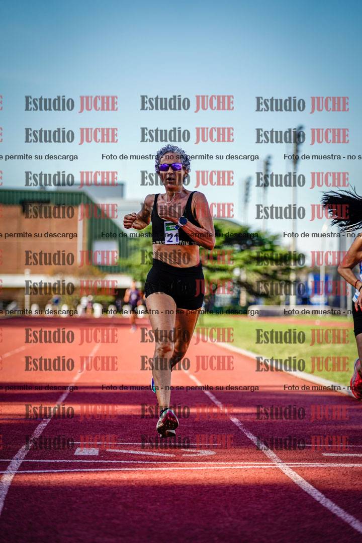 Fotos de los 5000 m llanos de mujeres y varones