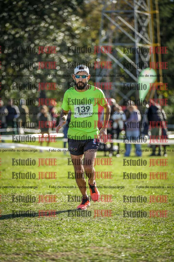 Fotos de la llegada del cross de 8000 m