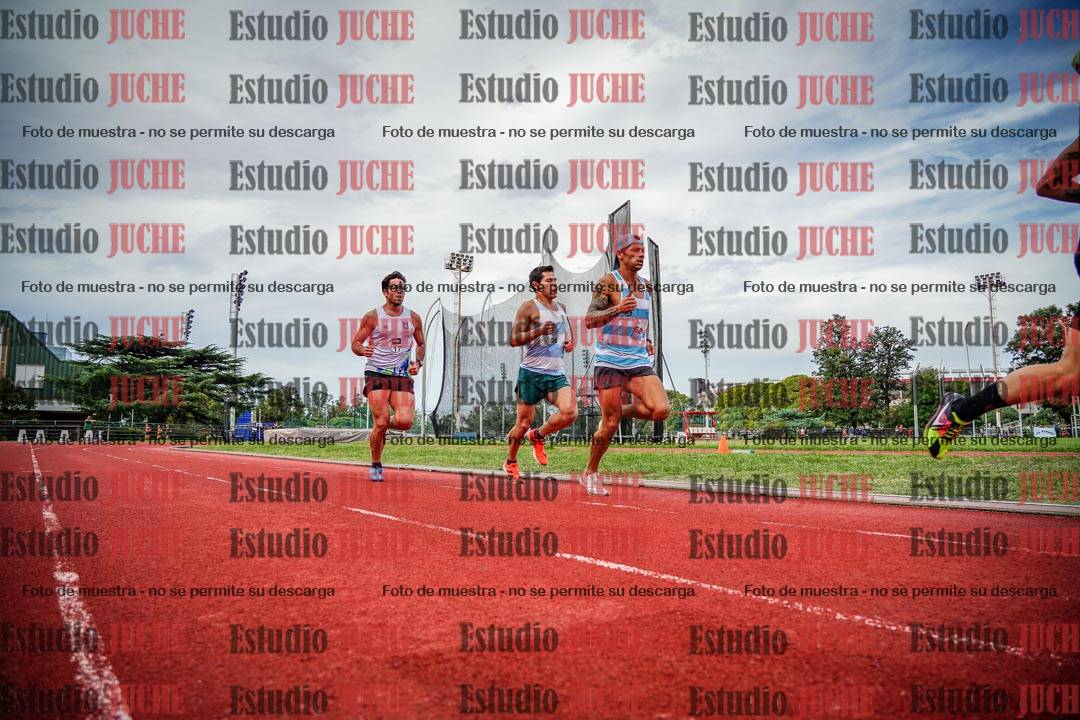 Fotos de los 3000 m llanos de varones