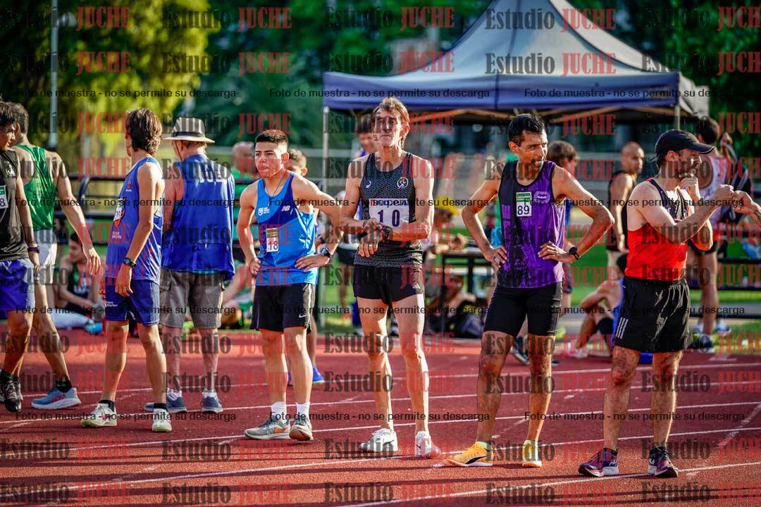 Fotos de los 1500 m llanos de varones