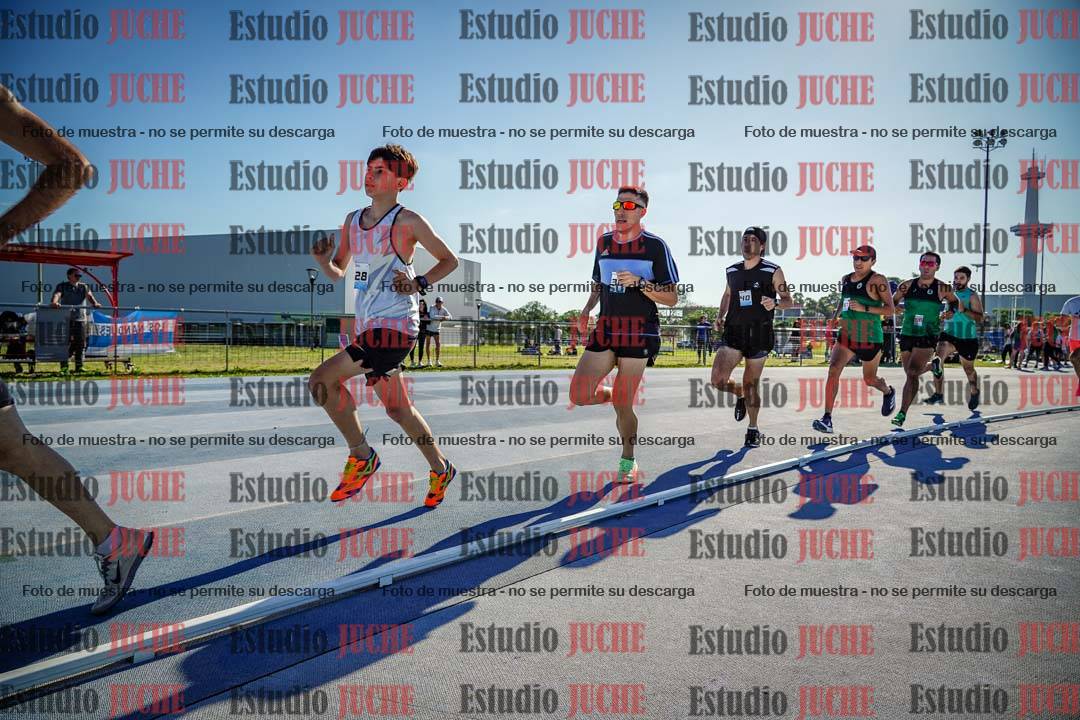 Fotos de los 1500 m llanos de varones