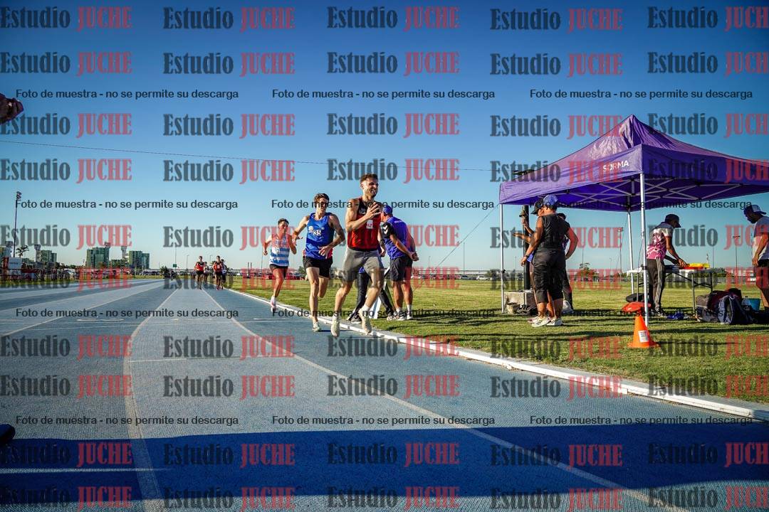 Fotos de los 1500 m llanos de varones