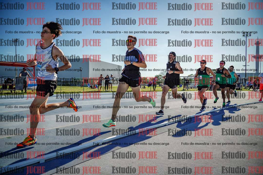 Fotos de los 1500 m llanos de varones
