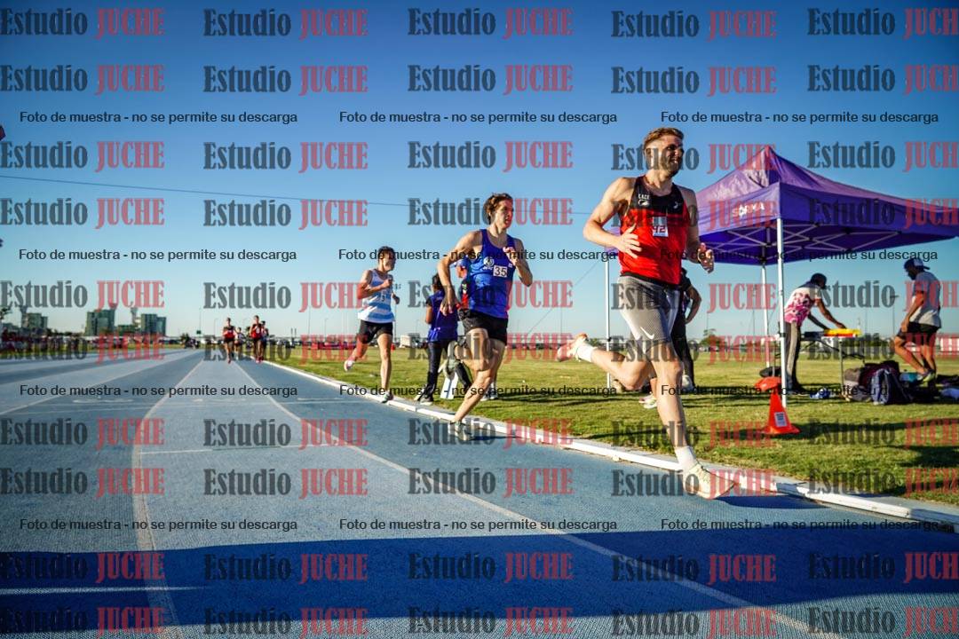 Fotos de los 1500 m llanos de varones