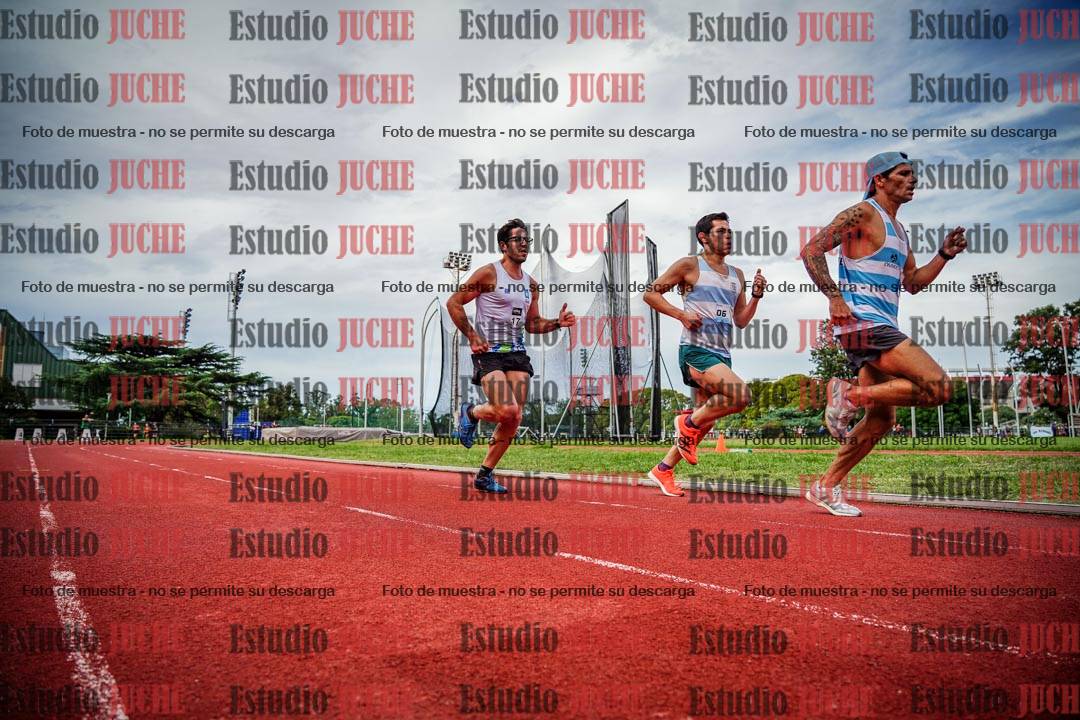 Fotos de los 3000 m llanos de varones