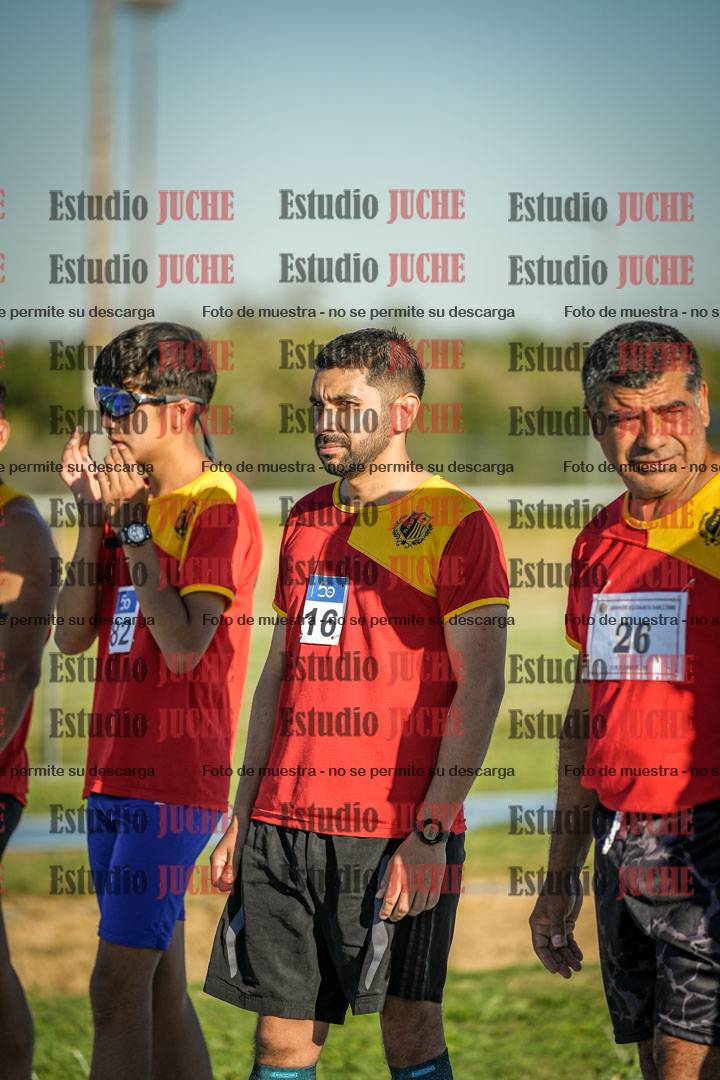 Fotos de los 3000 m llanos de varones