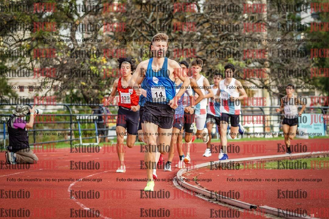 Fotos de los 5000 m llanos de varones