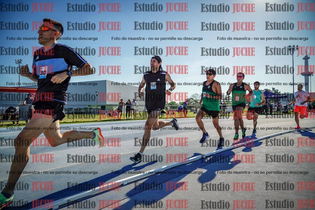 Fotos de los 1500 m llanos de varones