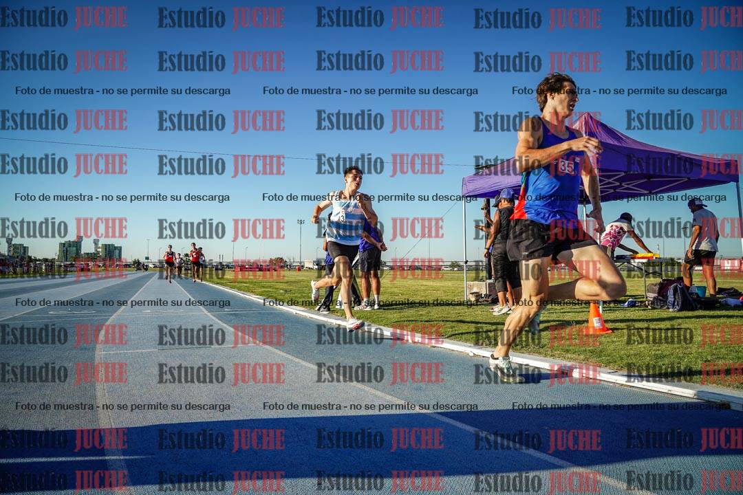 Fotos de los 1500 m llanos de varones