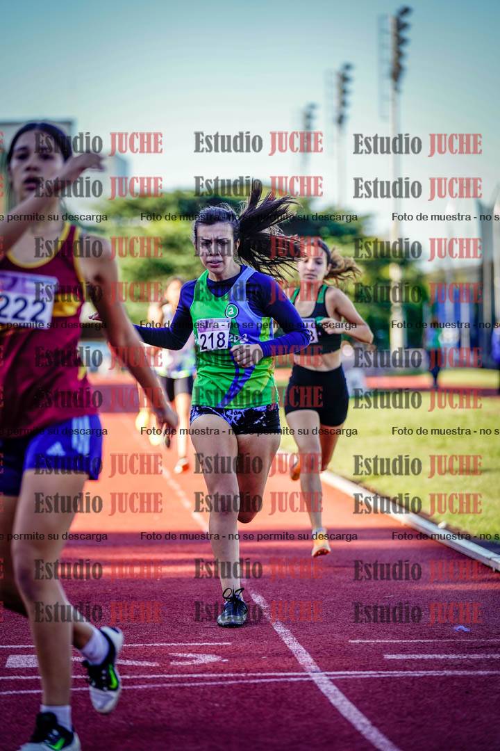 Fotos de los 600 m de mujeres