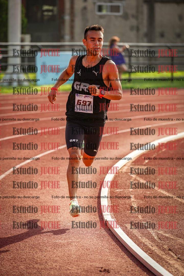 Fotos de los 3000 m llanos de varones