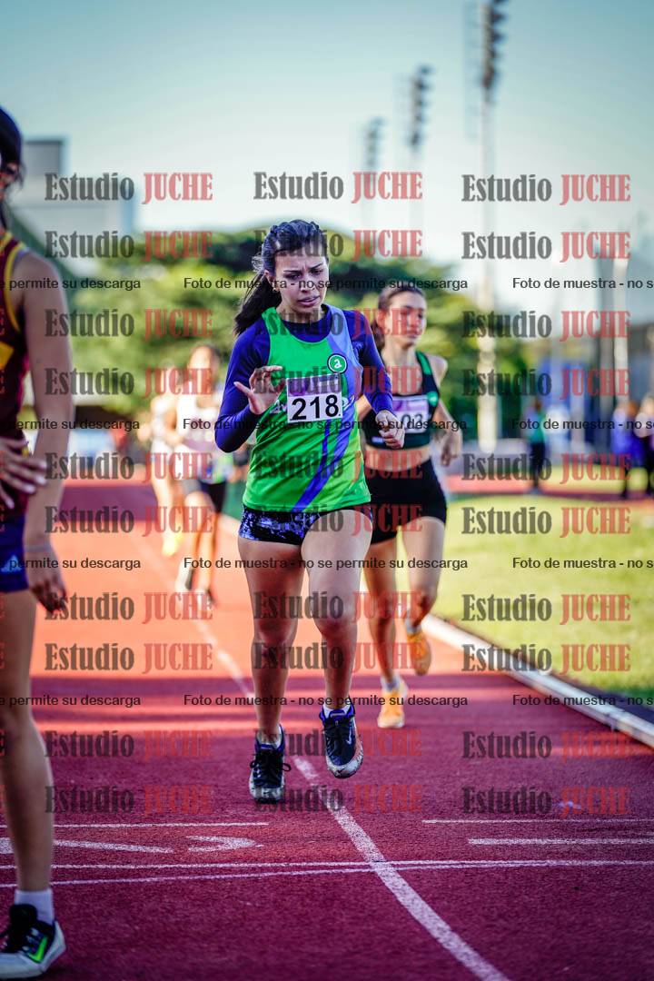 Fotos de los 600 m de mujeres