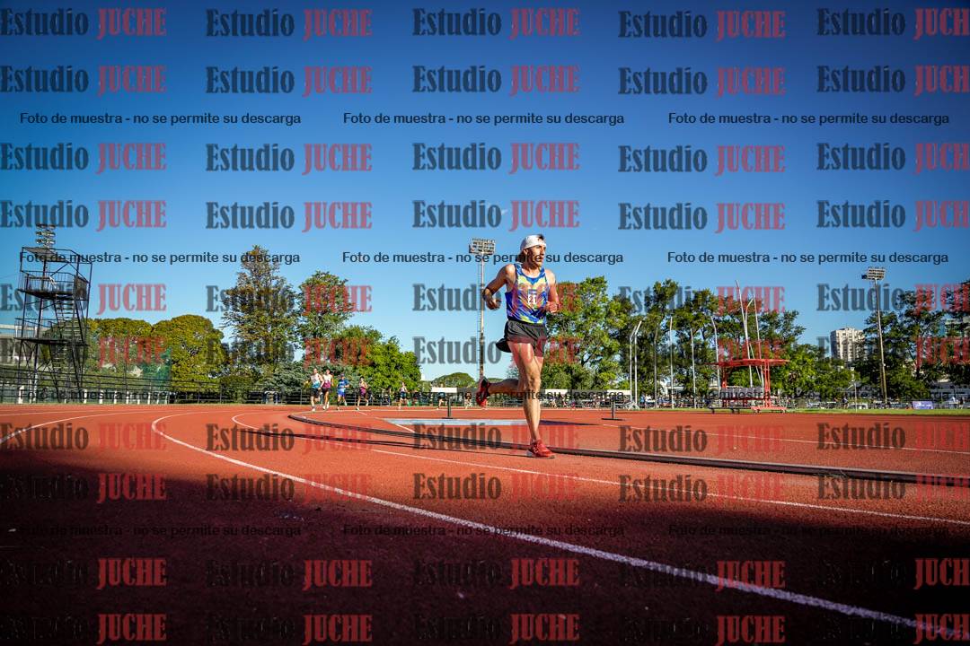 Fotos de los 3000 m llanos de varones