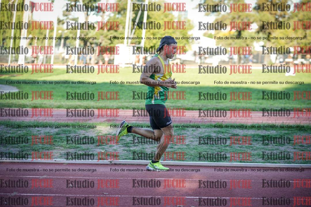 Fotos de los 3000 m llanos de varones