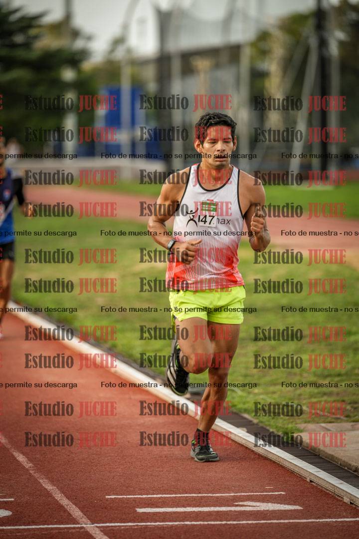 Fotos de los 3000 m llanos de varones