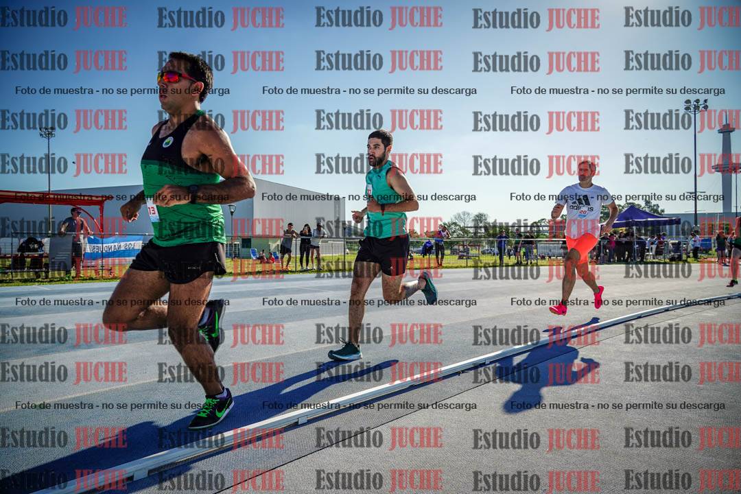 Fotos de los 1500 m llanos de varones
